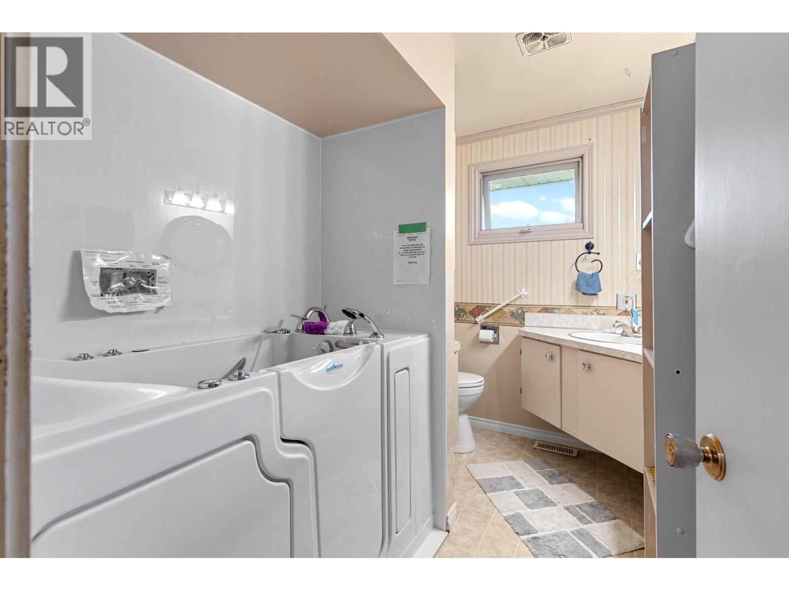 350 Clarissa Road, Kelowna, British Columbia  V1X 1G8 - Photo 23 - 10377440