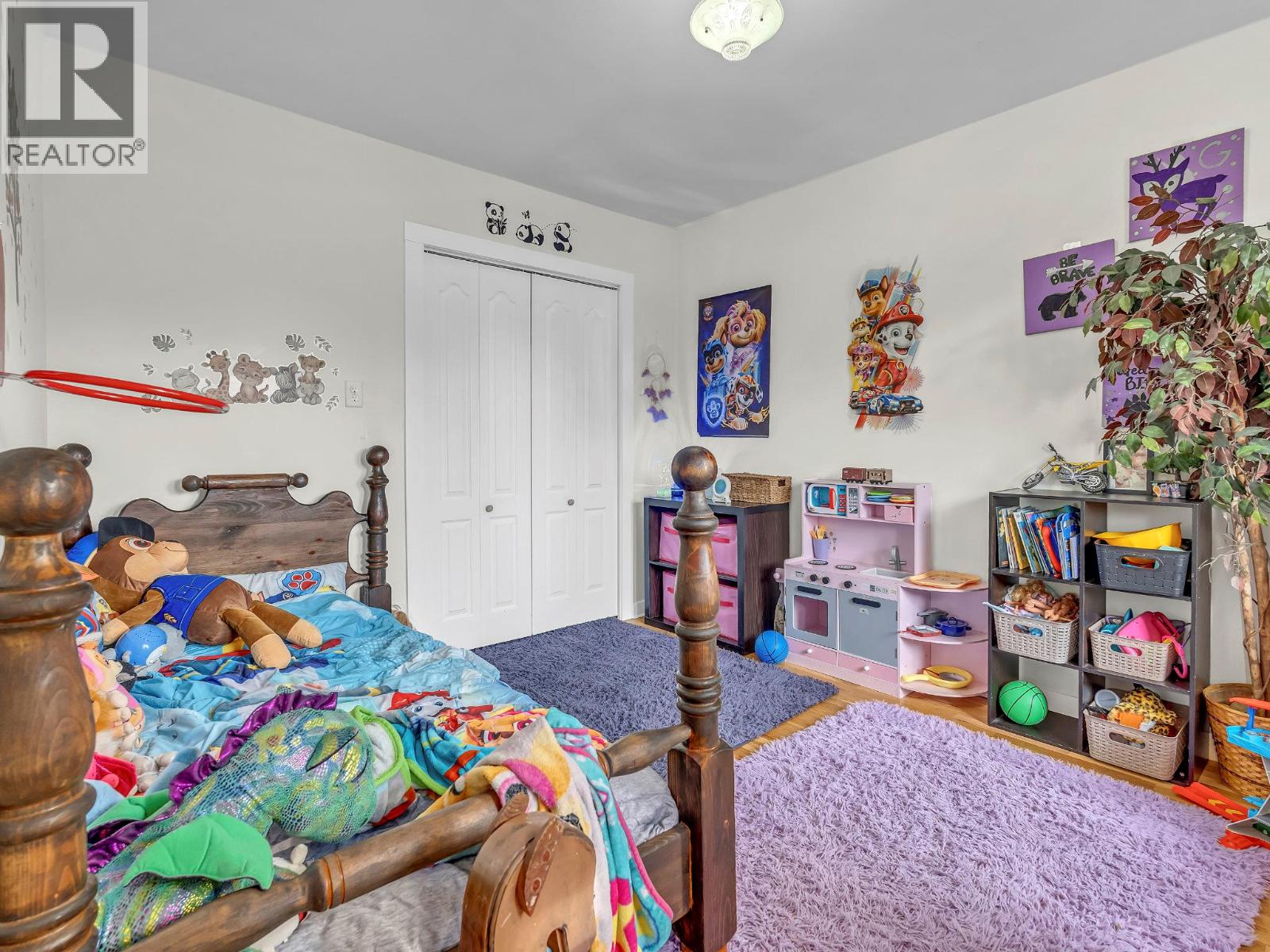 526 Braid Street, Penticton, British Columbia  V2A 4Y3 - Photo 2 - 10377063