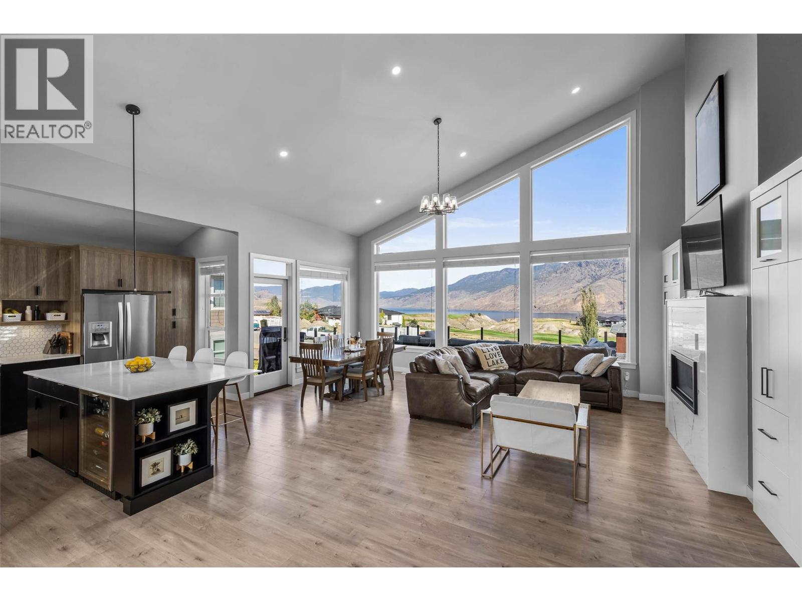 161 Rue Cheval Noir, Kamloops, British Columbia  V1S 0B3 - Photo 3 - 10377669