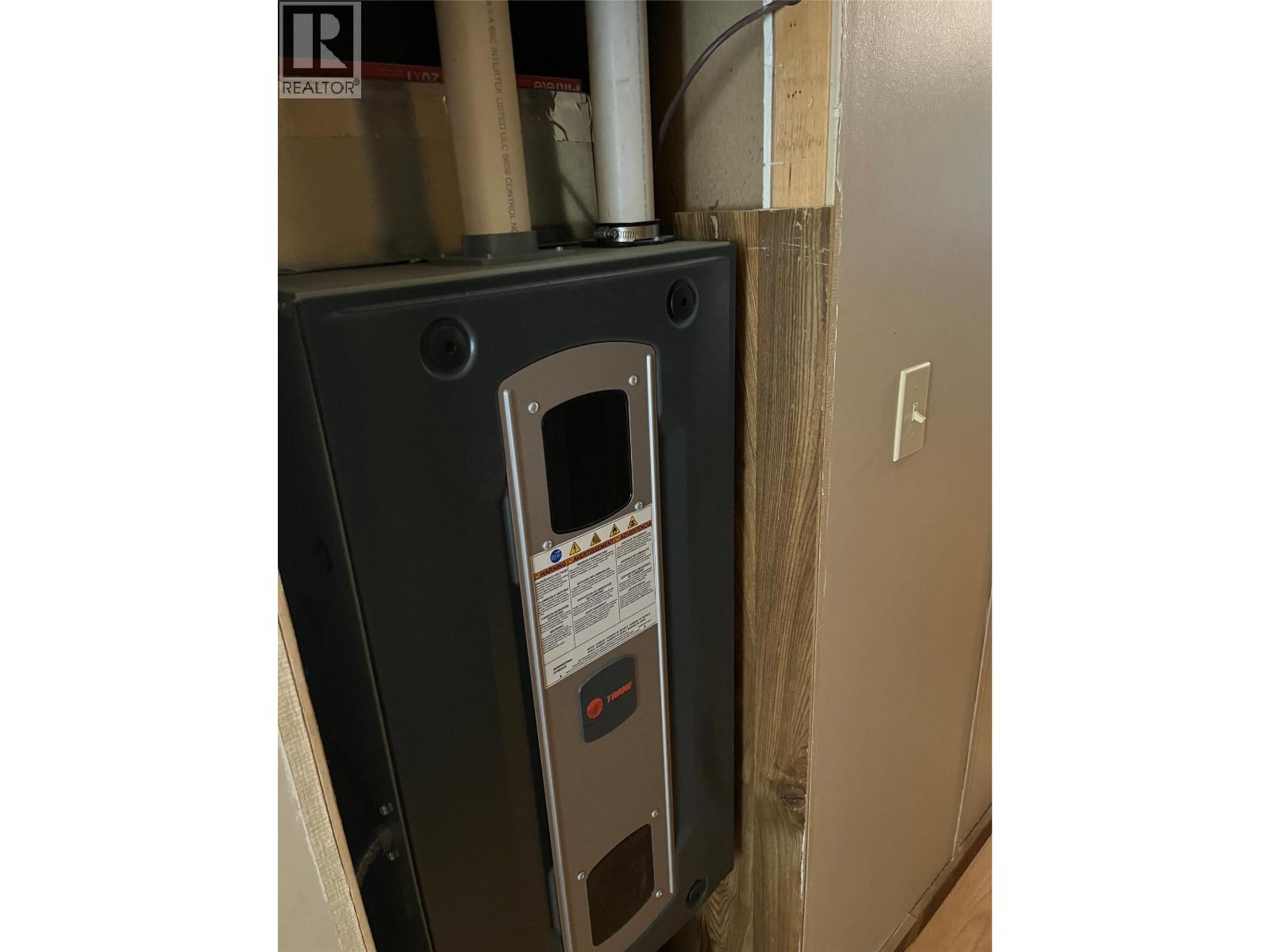 4232 Eldon Frontage Road Unit# 2, Tappen, British Columbia  V0E 2X2 - Photo 19 - 10377253