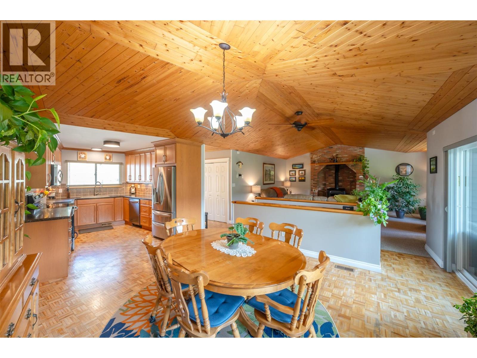 1332 Peachcliff Drive, Okanagan Falls, British Columbia  V0H 1R1 - Photo 10 - 10376824