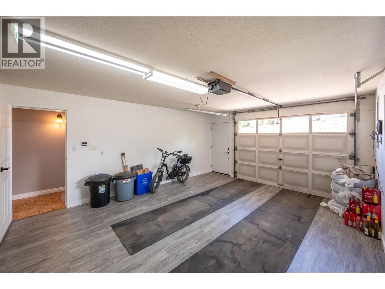 1332 Peachcliff Drive, Okanagan Falls, British Columbia  V0H 1R1 - Photo 32 - 10376824