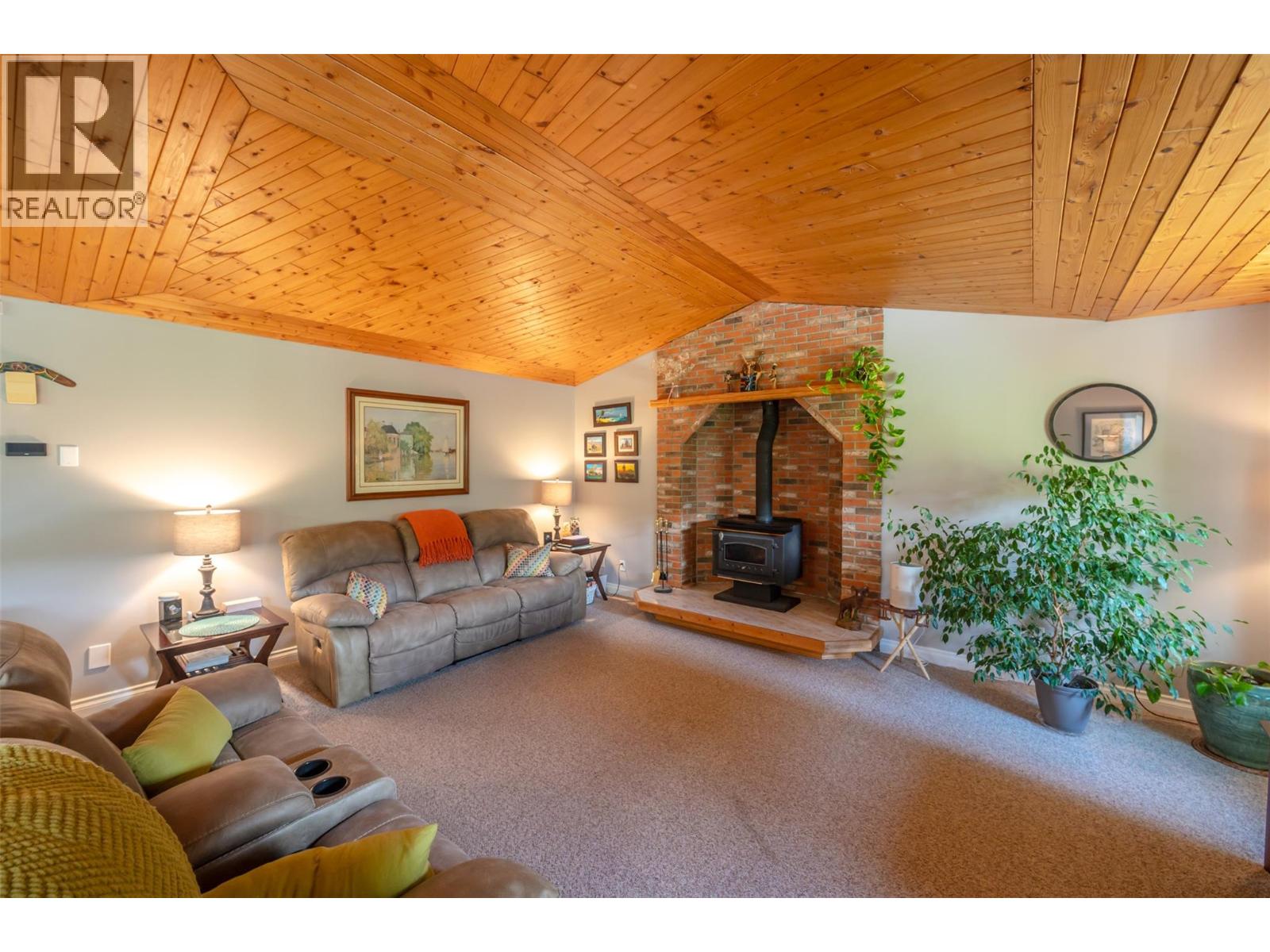 1332 Peachcliff Drive, Okanagan Falls, British Columbia  V0H 1R1 - Photo 4 - 10376824