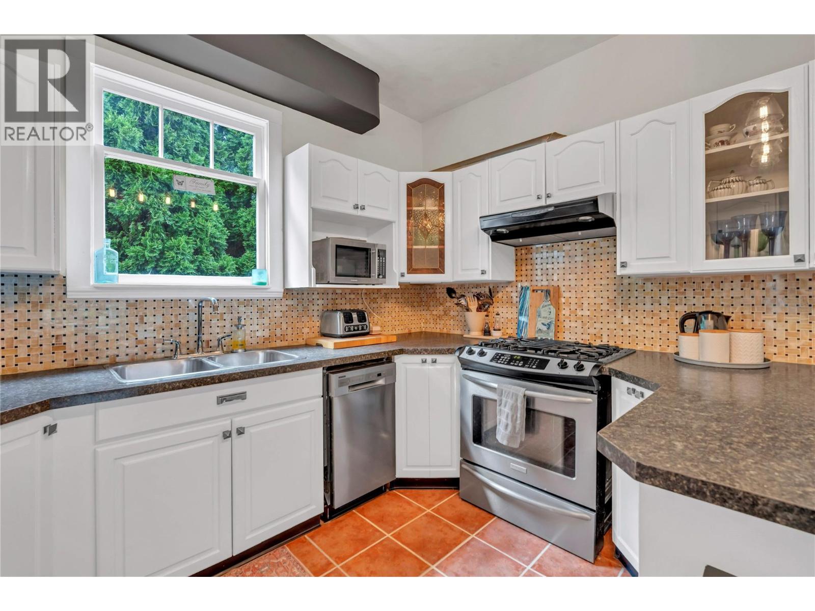 494 Young Street, Penticton, British Columbia  V2A 5T1 - Photo 16 - 10375242