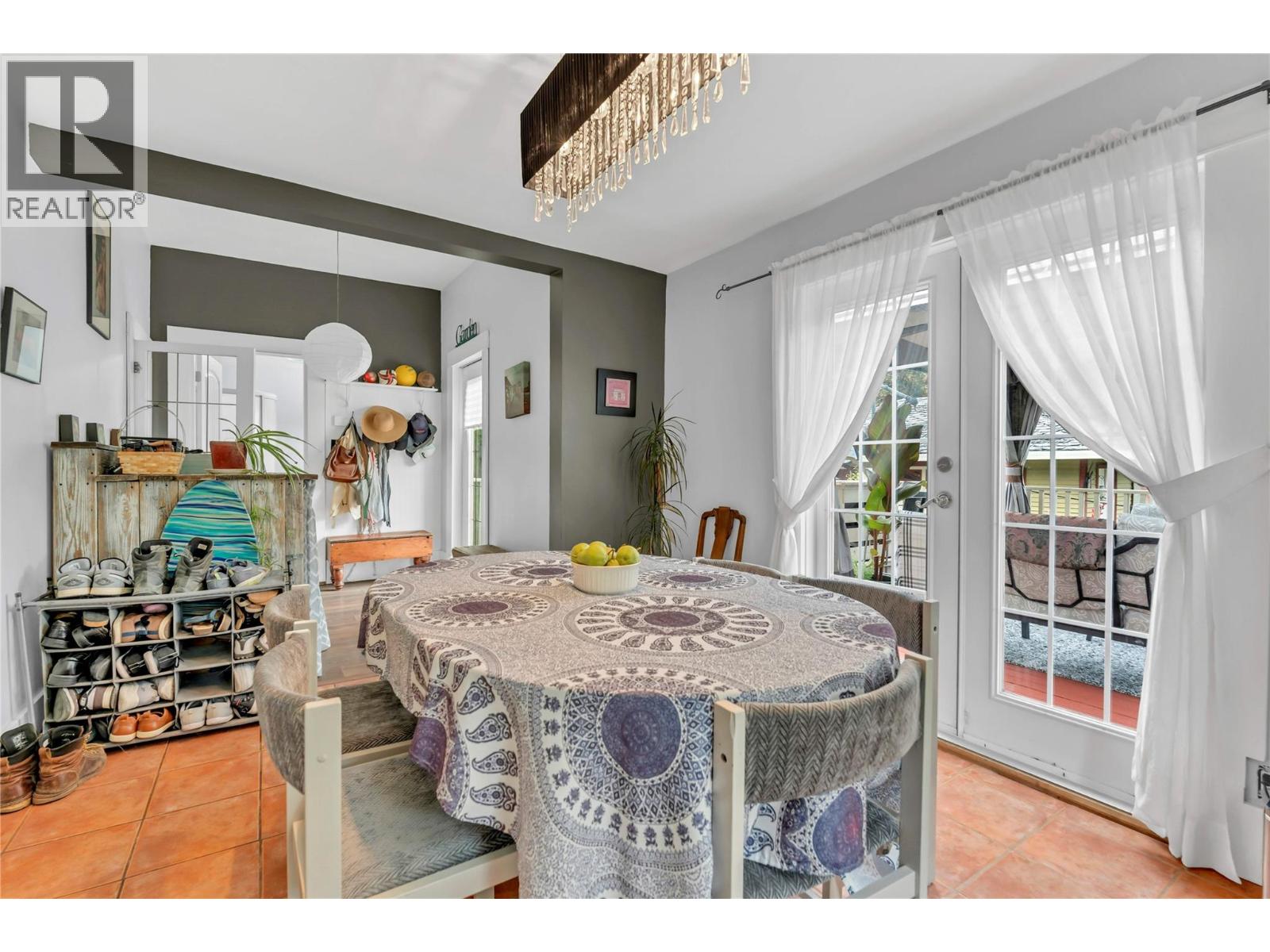 494 Young Street, Penticton, British Columbia  V2A 5T1 - Photo 24 - 10375242