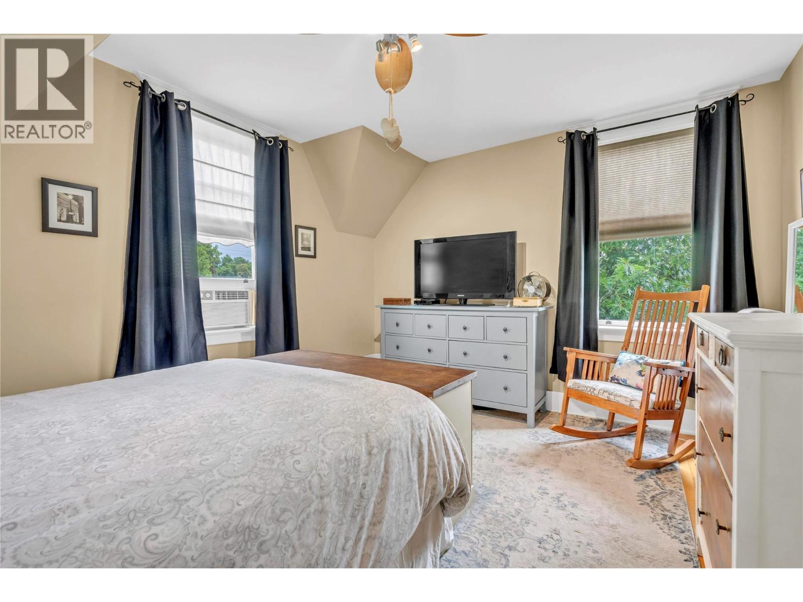 494 Young Street, Penticton, British Columbia  V2A 5T1 - Photo 28 - 10375242