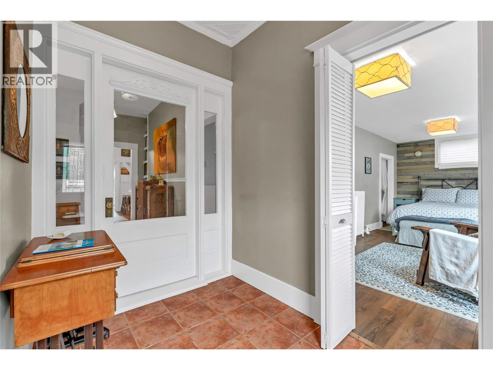 494 Young Street, Penticton, British Columbia  V2A 5T1 - Photo 6 - 10375242