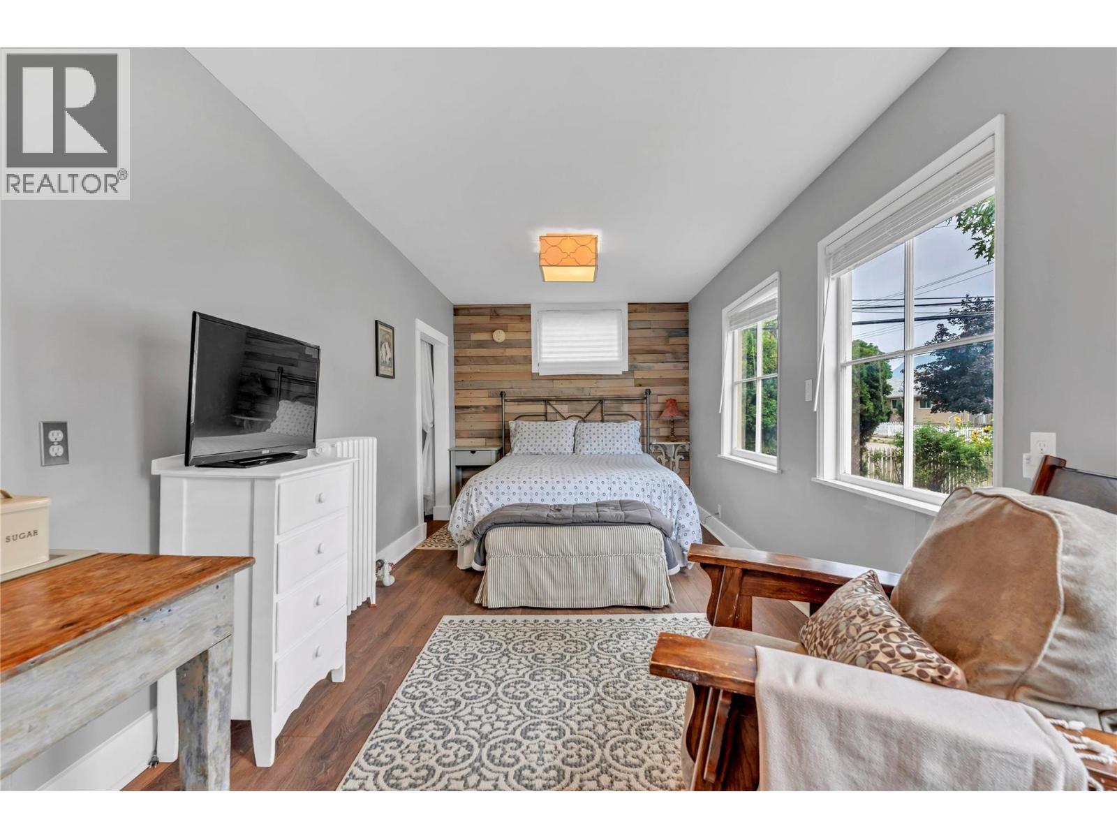 494 Young Street, Penticton, British Columbia  V2A 5T1 - Photo 8 - 10375242