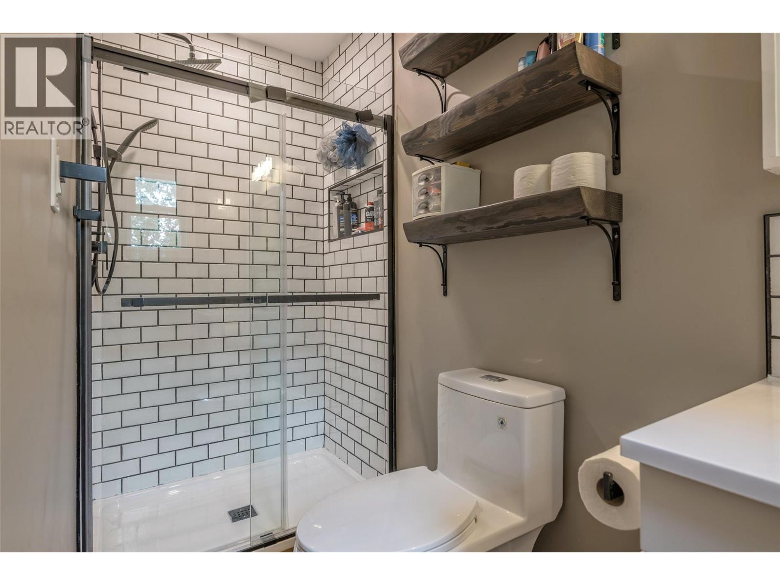 3286 Upper Mcleod Road, Spallumcheen, British Columbia  V4Y 0S6 - Photo 22 - 10377663