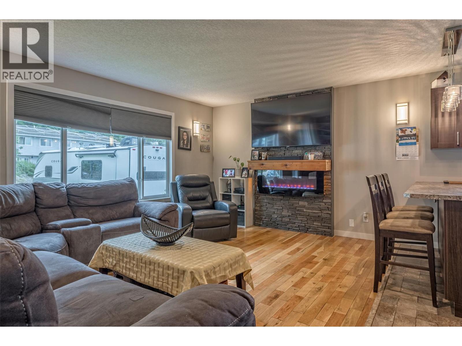 3286 Upper Mcleod Road, Spallumcheen, British Columbia  V4Y 0S6 - Photo 6 - 10377663