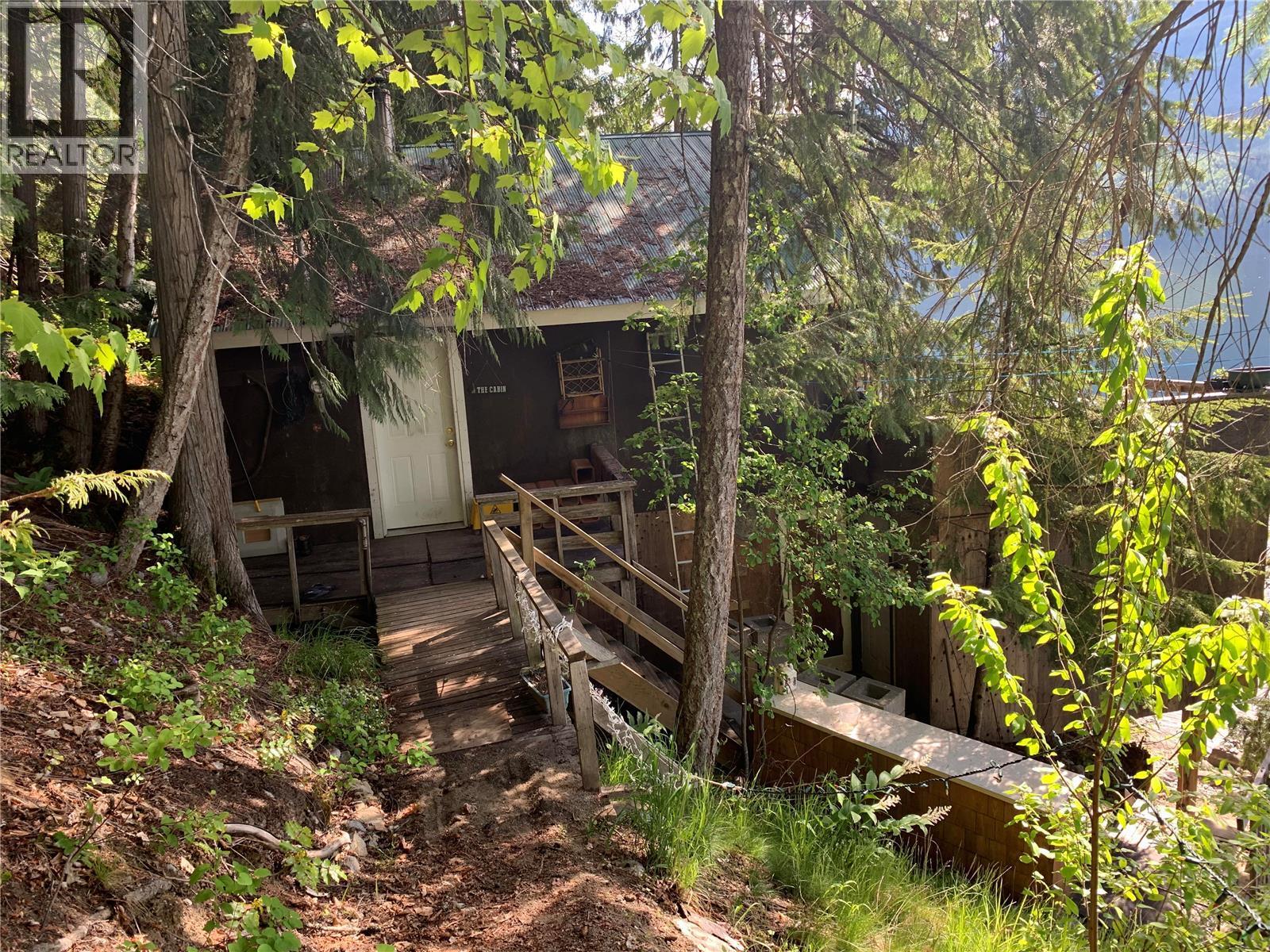 28 Simard Road, Mabel Lake, British Columbia  V0E 1V5 - Photo 24 - 10377603