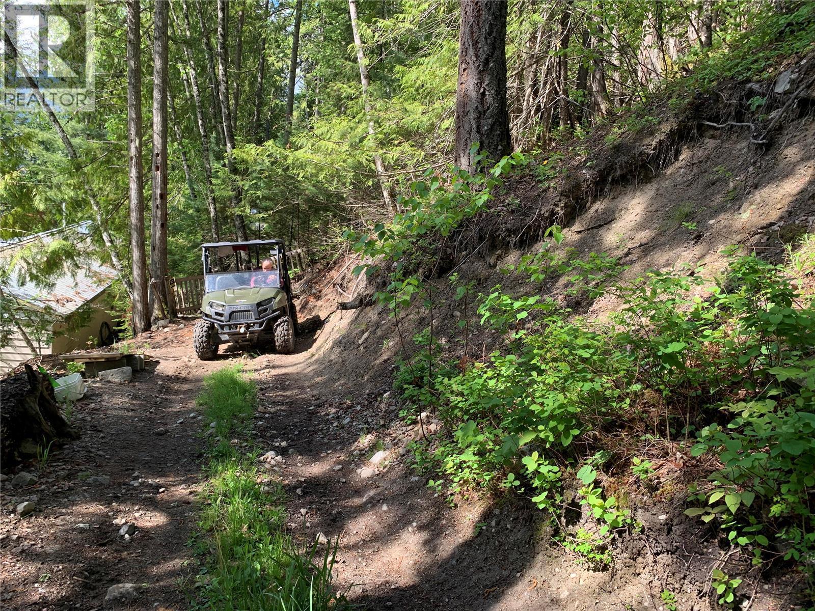 28 Simard Road, Mabel Lake, British Columbia  V0E 1V5 - Photo 26 - 10377603