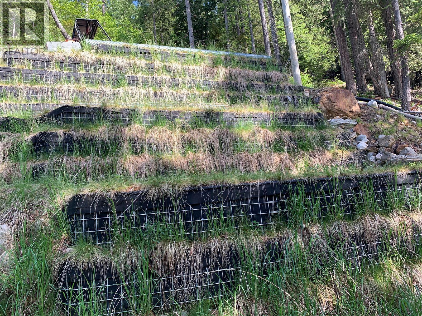 28 Simard Road, Mabel Lake, British Columbia  V0E 1V5 - Photo 30 - 10377603