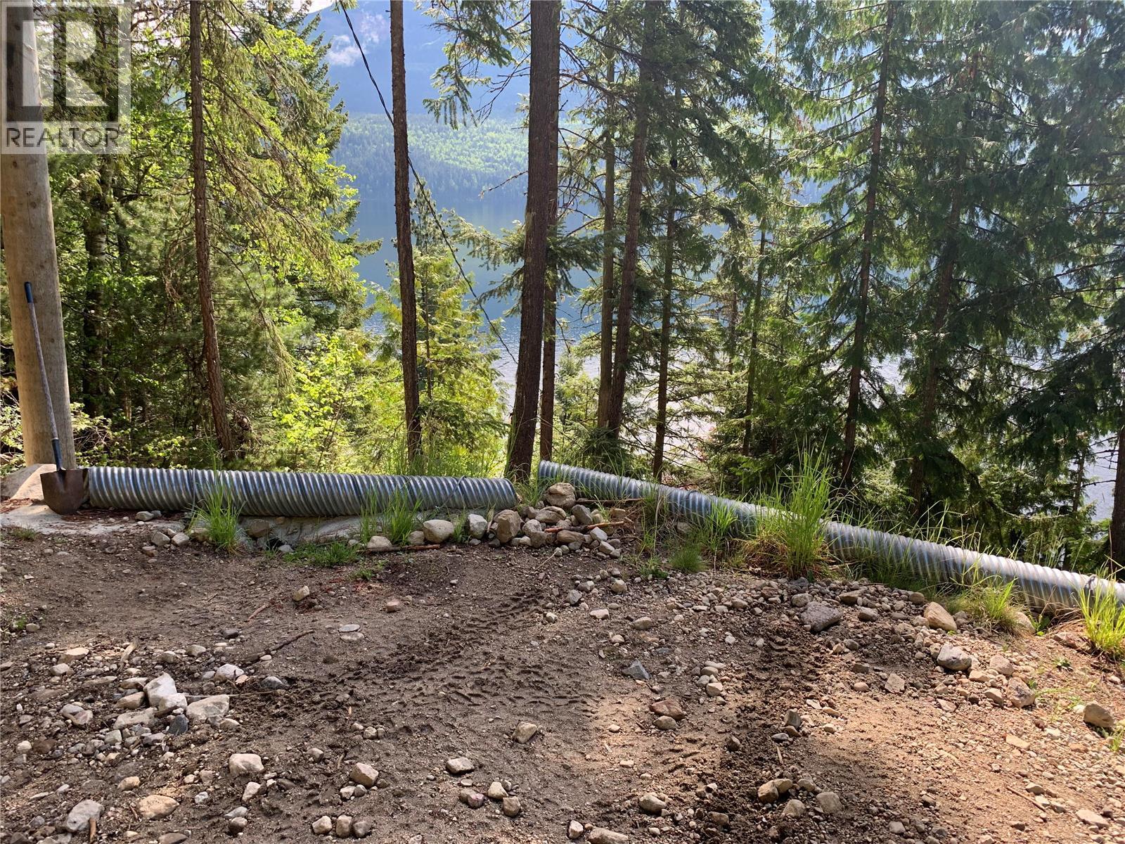 28 Simard Road, Mabel Lake, British Columbia  V0E 1V5 - Photo 31 - 10377603