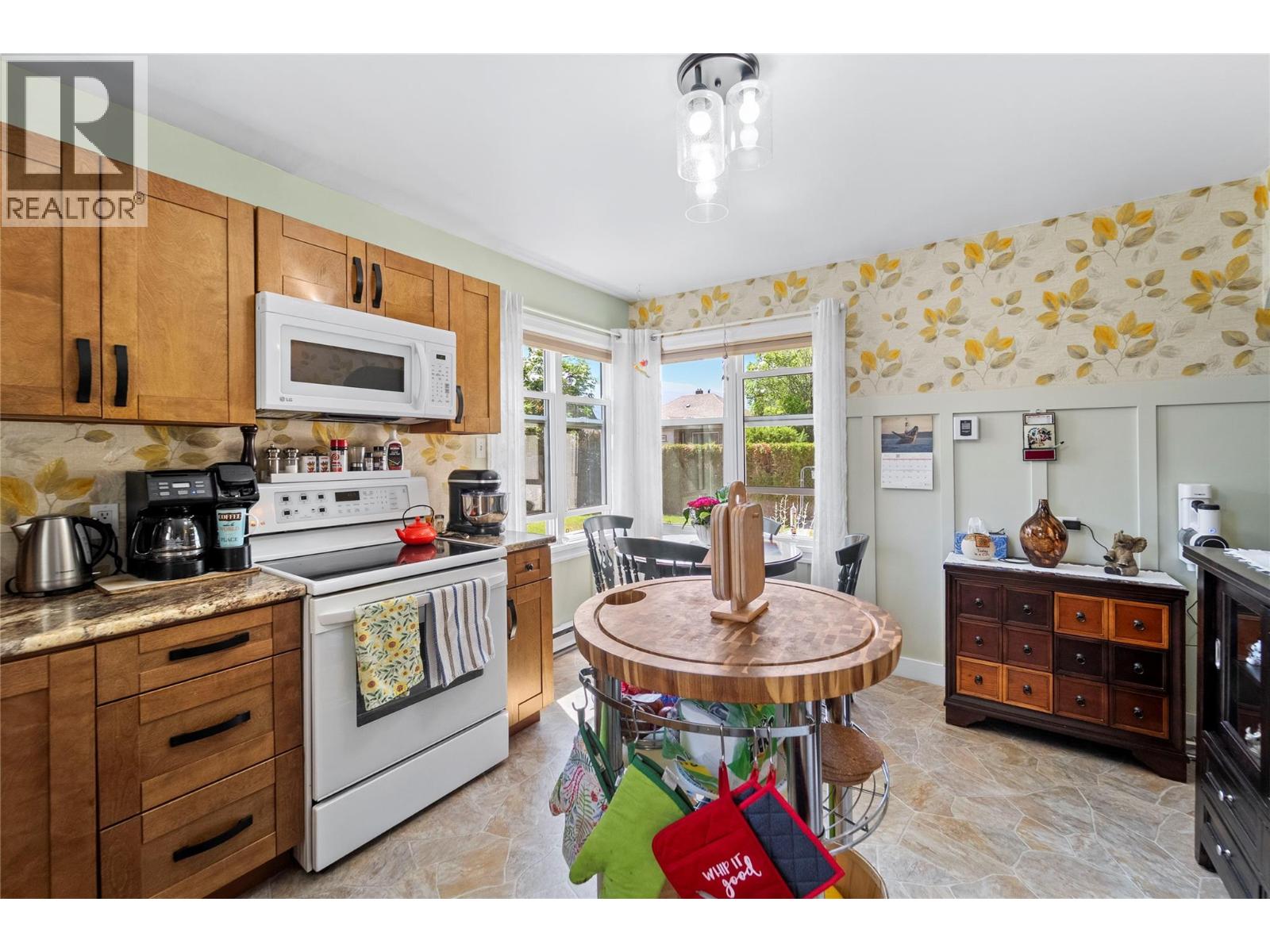 1851 Granite Avenue, Merritt, British Columbia  V1K 1B8 - Photo 4 - 10377578