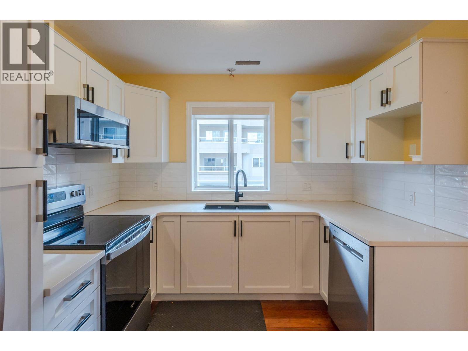 2275 Atkinson Street Unit# 602, Penticton, British Columbia  V2A 8R7 - Photo 11 - 10377536