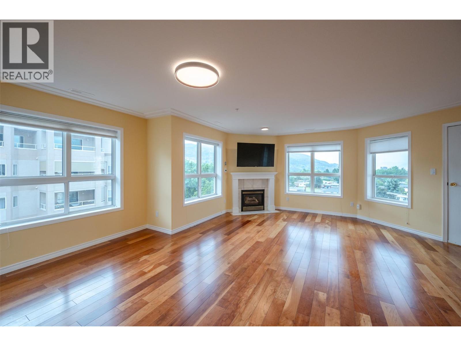 2275 Atkinson Street Unit# 602, Penticton, British Columbia  V2A 8R7 - Photo 4 - 10377536