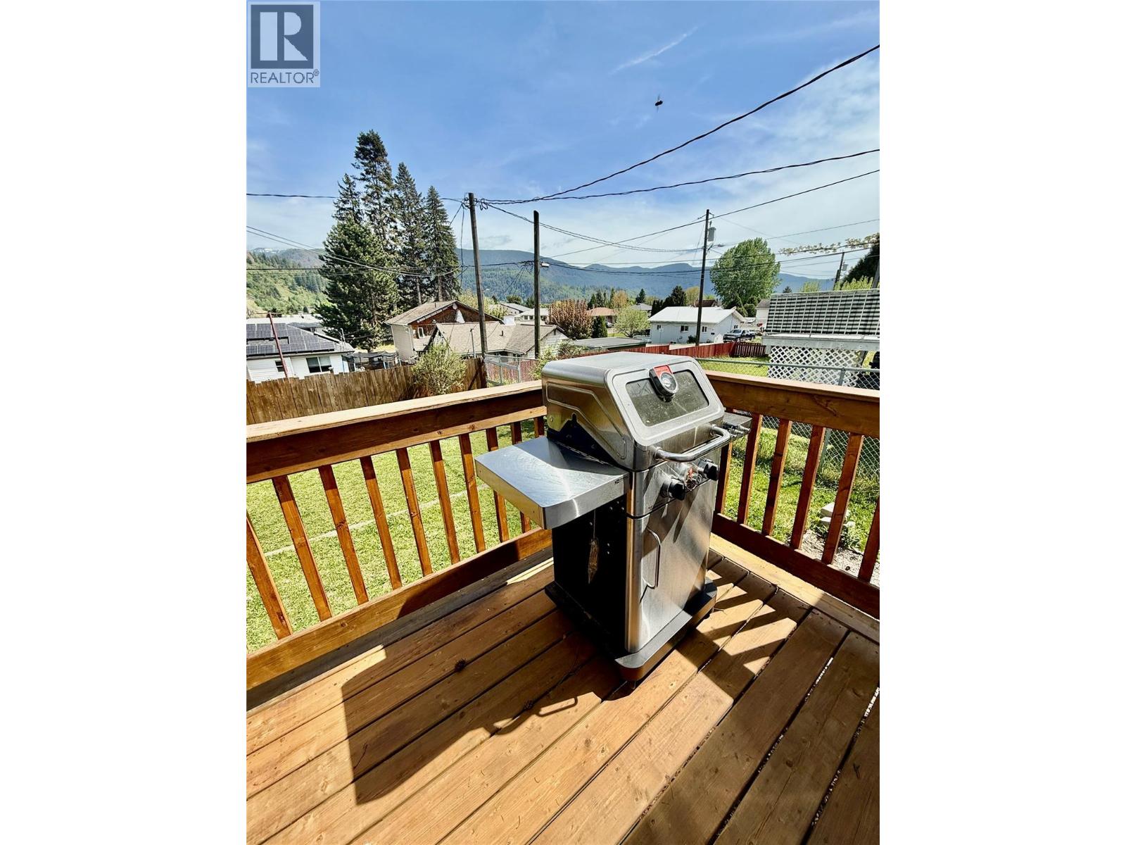 209 6th Avenue, Castlegar, British Columbia  V1N 1T1 - Photo 33 - 10377511