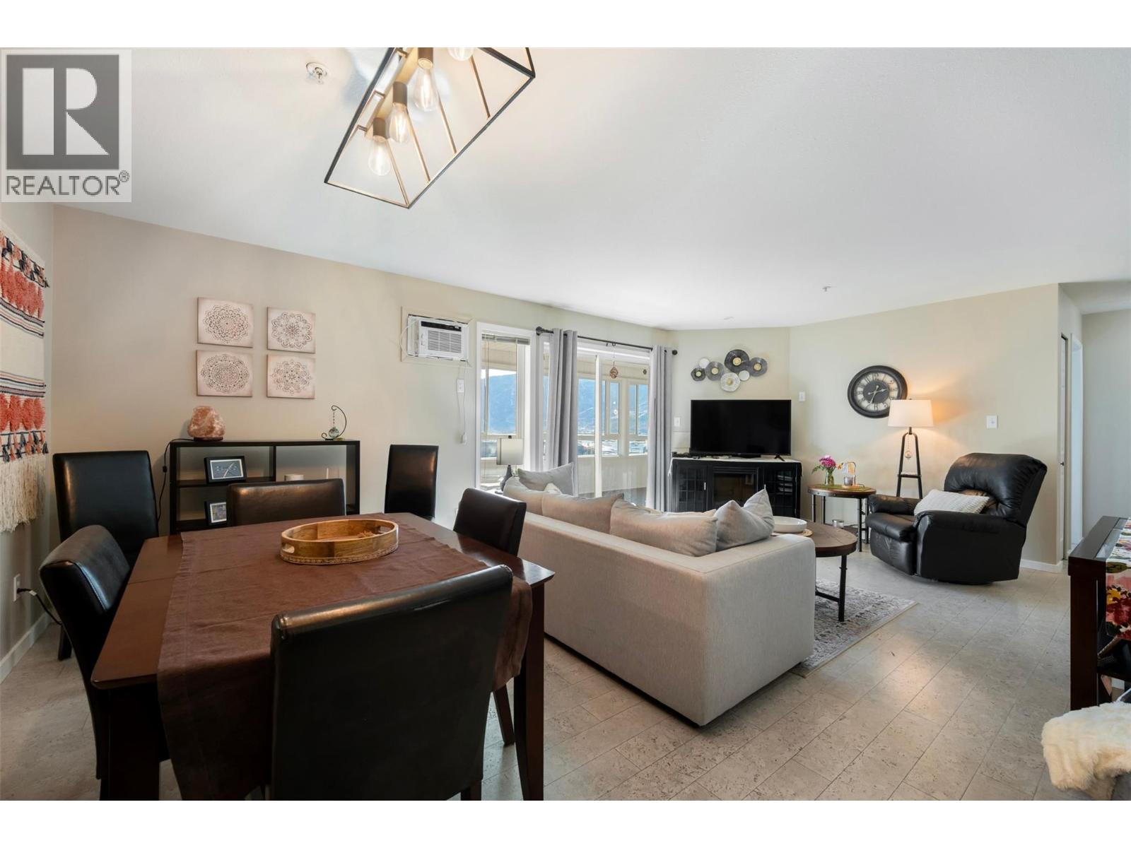 2401 South Main Street Unit# 405, Penticton, British Columbia  V2A 5J1 - Photo 11 - 10377093