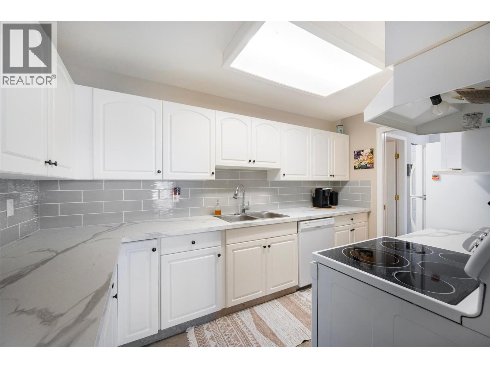 2401 South Main Street Unit# 405, Penticton, British Columbia  V2A 5J1 - Photo 12 - 10377093