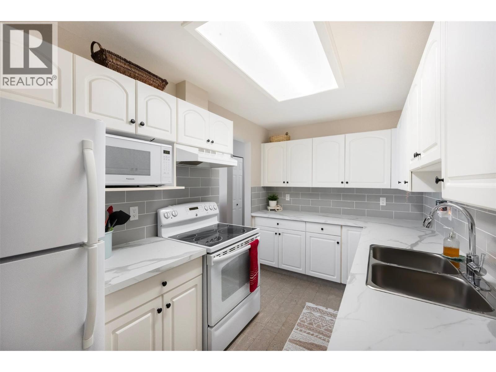 2401 South Main Street Unit# 405, Penticton, British Columbia  V2A 5J1 - Photo 17 - 10377093