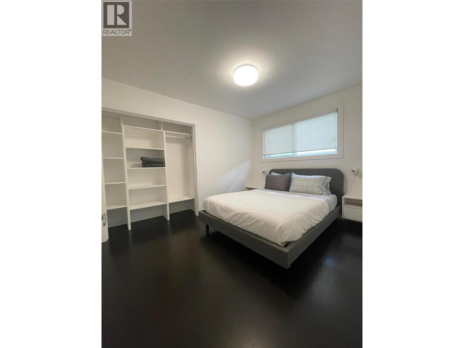 751 + 753 Martin Avenue N, Kelowna, British Columbia  V1Y 6V4 - Photo 10 - 10376138