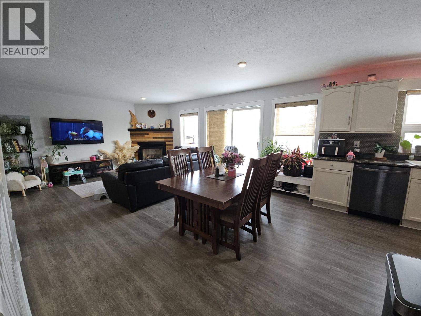 5153 45 Avenue Nw, Chetwynd, British Columbia  V0C 1J0 - Photo 13 - 10377697