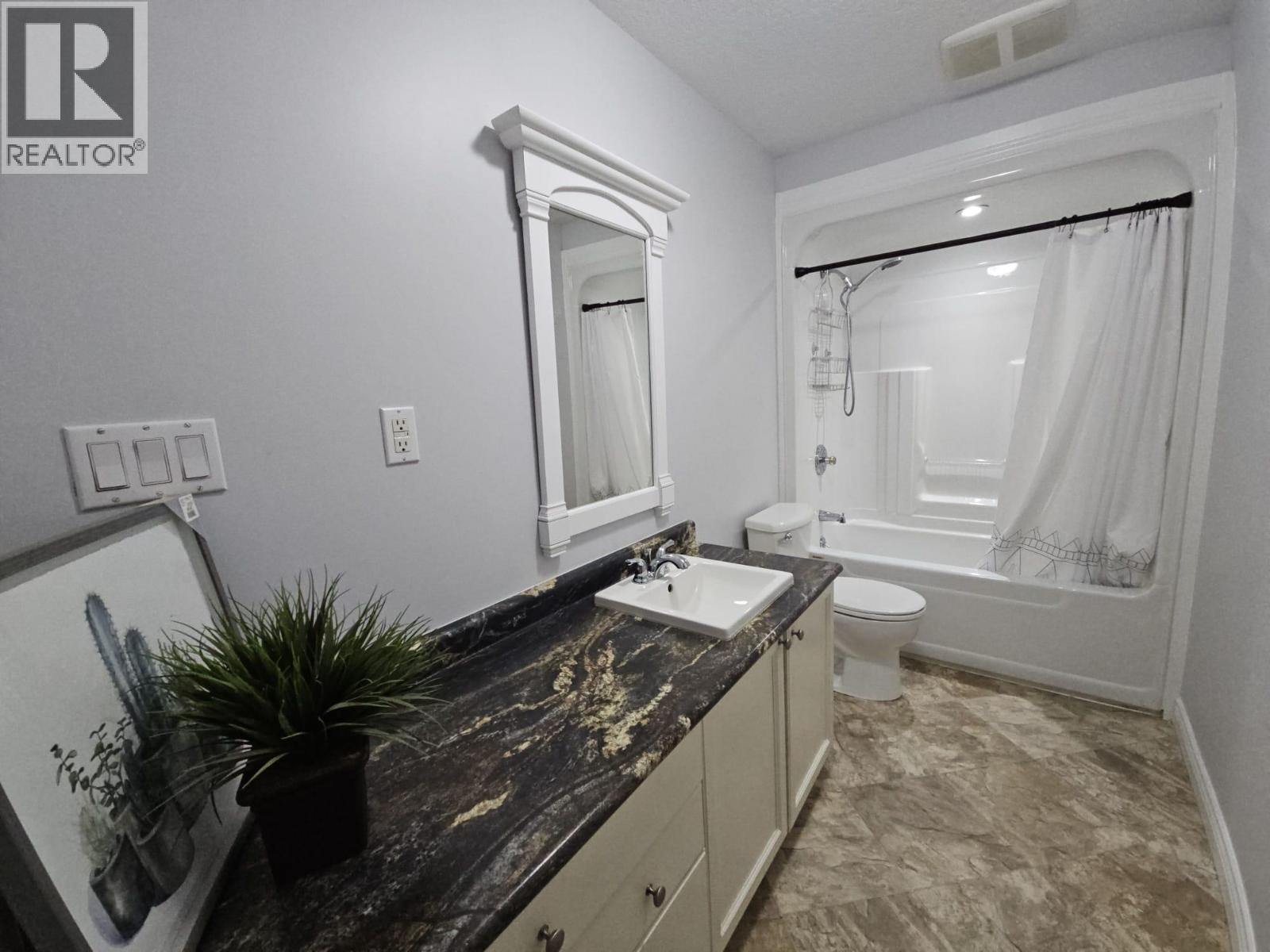 5153 45 Avenue Nw, Chetwynd, British Columbia  V0C 1J0 - Photo 43 - 10377697