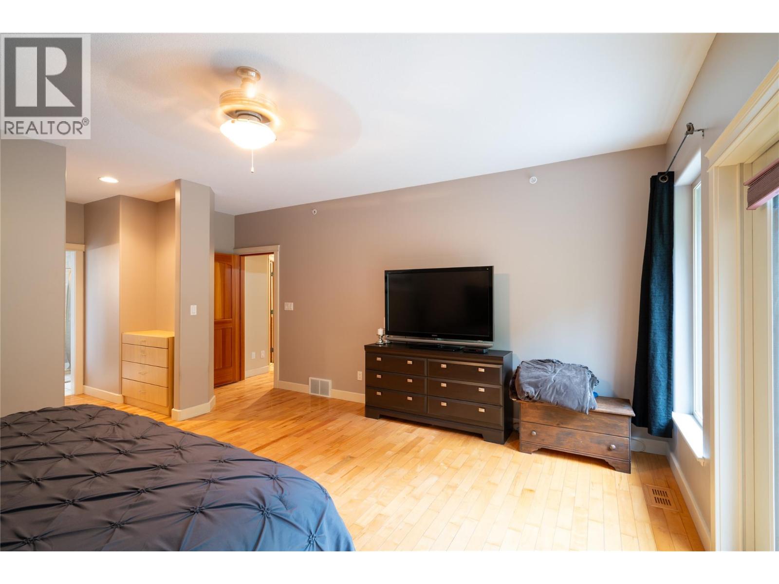 585 Coyote Drive, Kamloops, British Columbia  V2C 6T9 - Photo 25 - 10377606