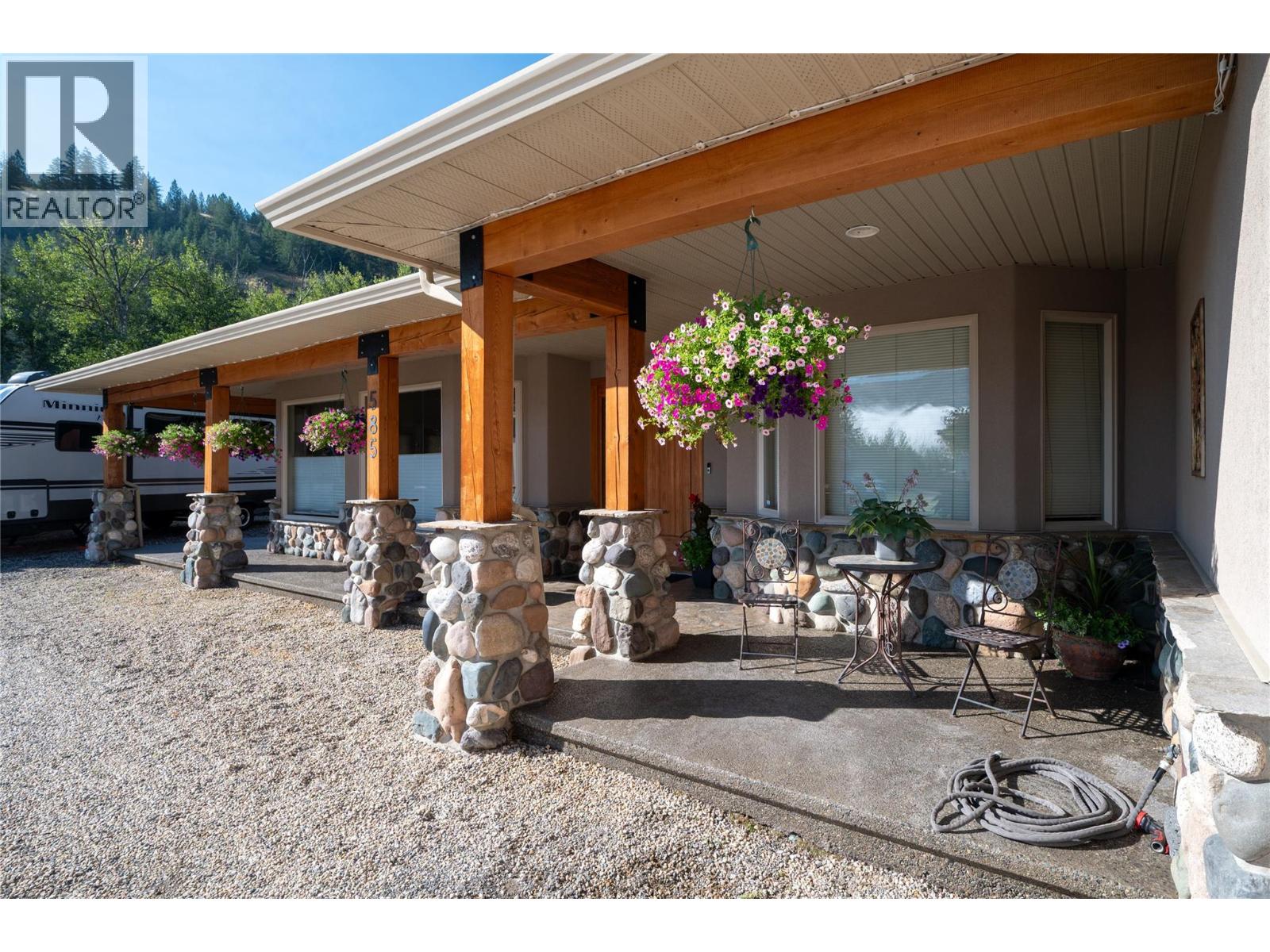 585 Coyote Drive, Kamloops, British Columbia  V2C 6T9 - Photo 40 - 10377606