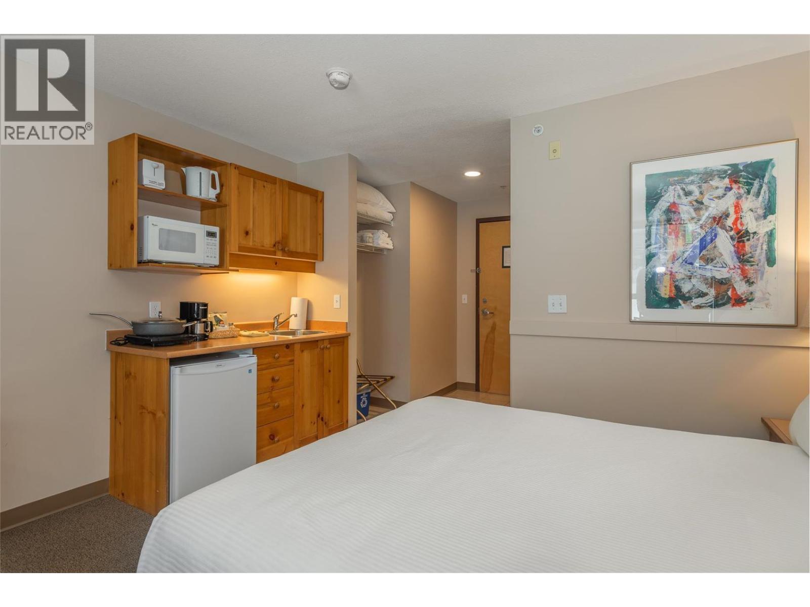 5340 Big White Road Unit# 203, Big White, British Columbia  V1P 1P3 - Photo 6 - 10377399