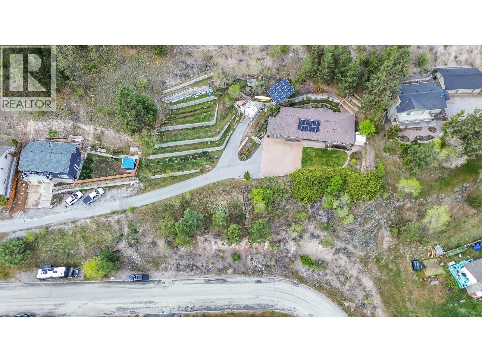 12596 Taylor Place, Summerland, British Columbia  V0H 1Z8 - Photo 9 - 10377702
