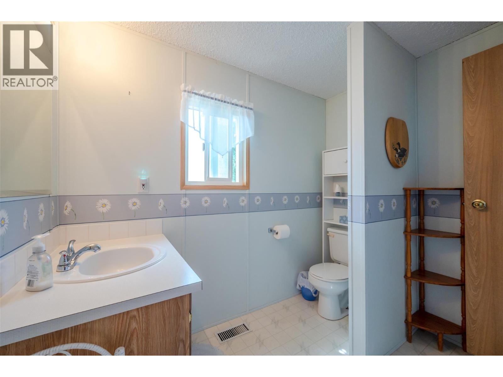 4505 Mclean Creek Road Unit# F22, Okanagan Falls, British Columbia  V0H 1R1 - Photo 19 - 10377652