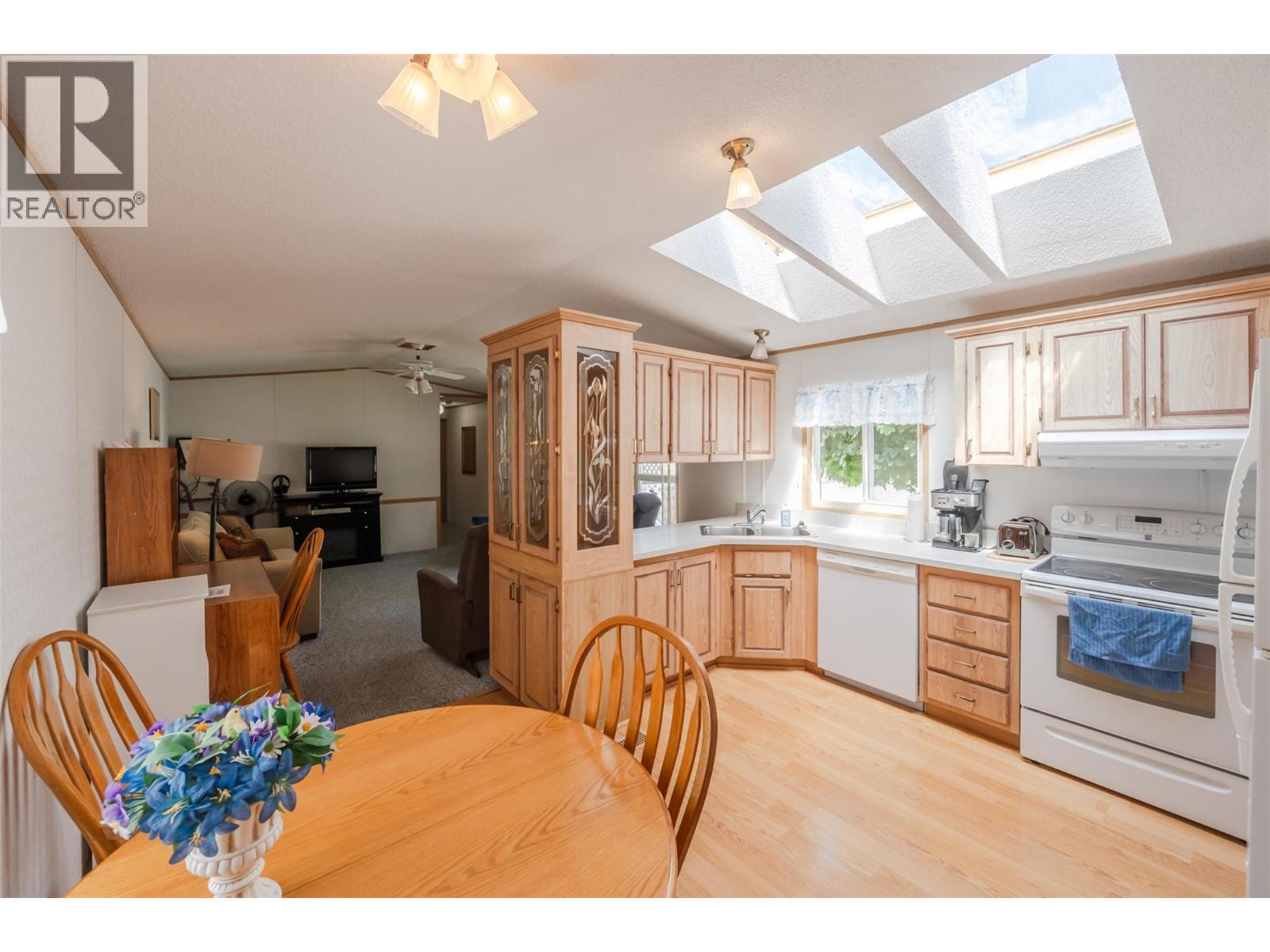 4505 Mclean Creek Road Unit# F22, Okanagan Falls, British Columbia  V0H 1R1 - Photo 6 - 10377652