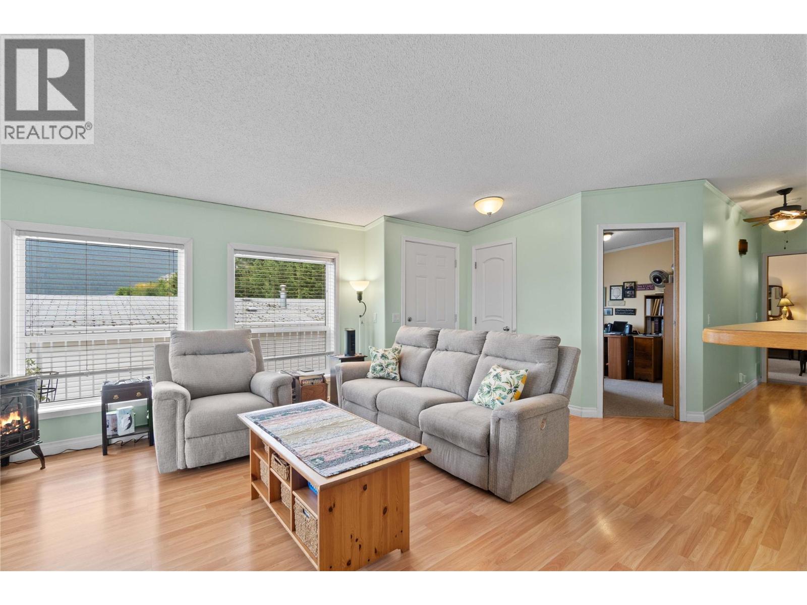 1885 Tappen Notch Hill Road Unit# 48, Tappen, British Columbia  V0E 2X0 - Photo 14 - 10377539