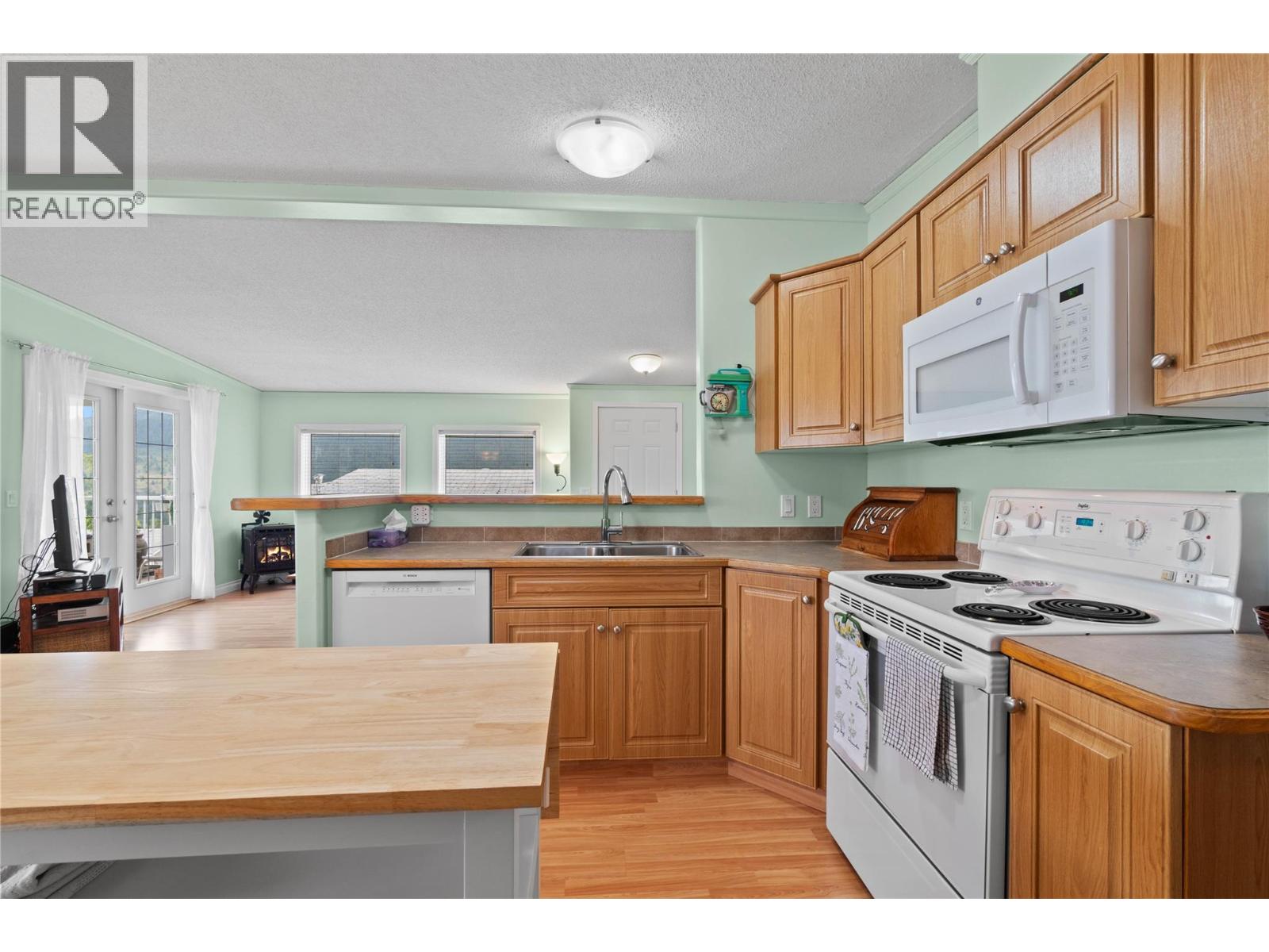 1885 Tappen Notch Hill Road Unit# 48, Tappen, British Columbia  V0E 2X0 - Photo 15 - 10377539