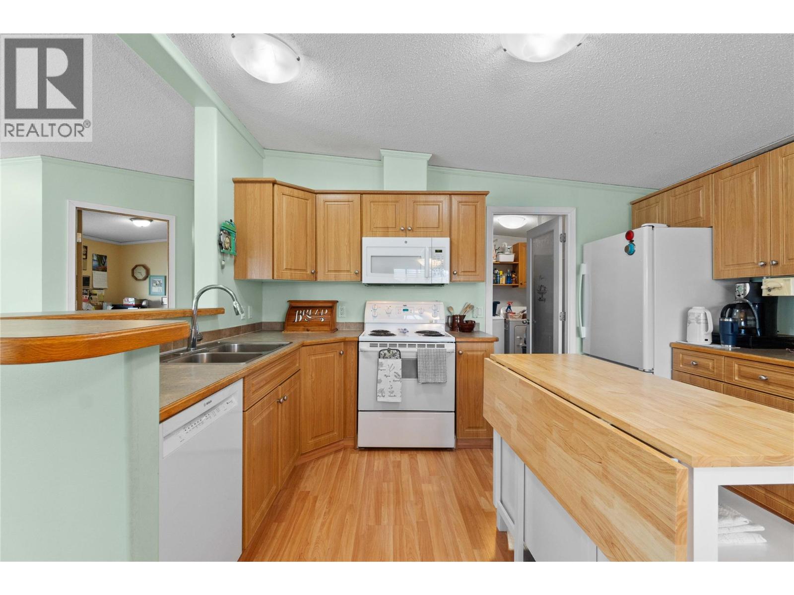 1885 Tappen Notch Hill Road Unit# 48, Tappen, British Columbia  V0E 2X0 - Photo 16 - 10377539