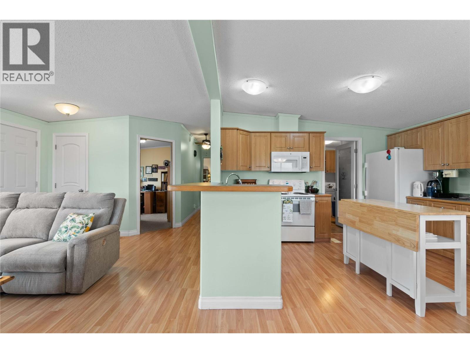 1885 Tappen Notch Hill Road Unit# 48, Tappen, British Columbia  V0E 2X0 - Photo 17 - 10377539