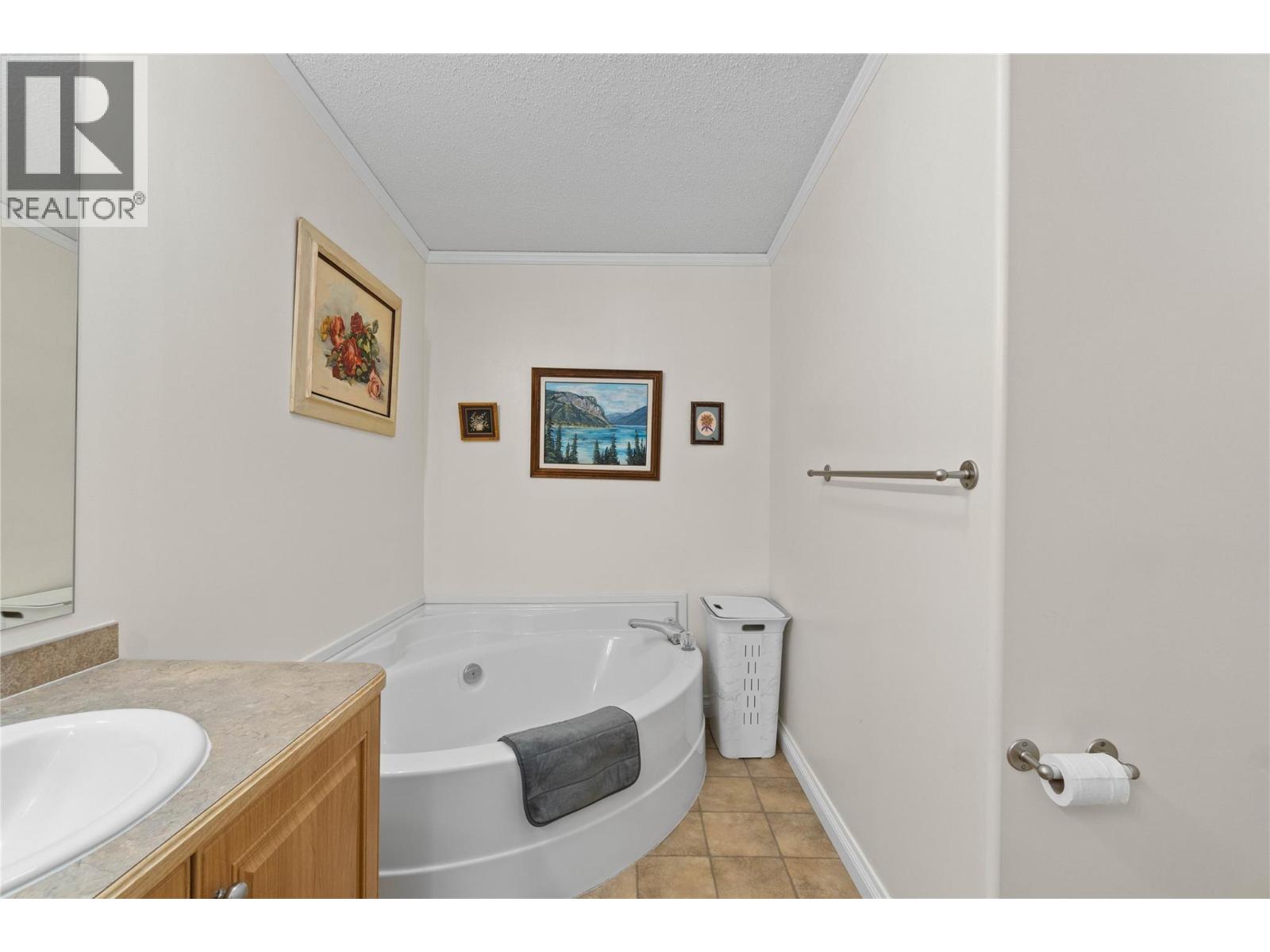 1885 Tappen Notch Hill Road Unit# 48, Tappen, British Columbia  V0E 2X0 - Photo 34 - 10377539