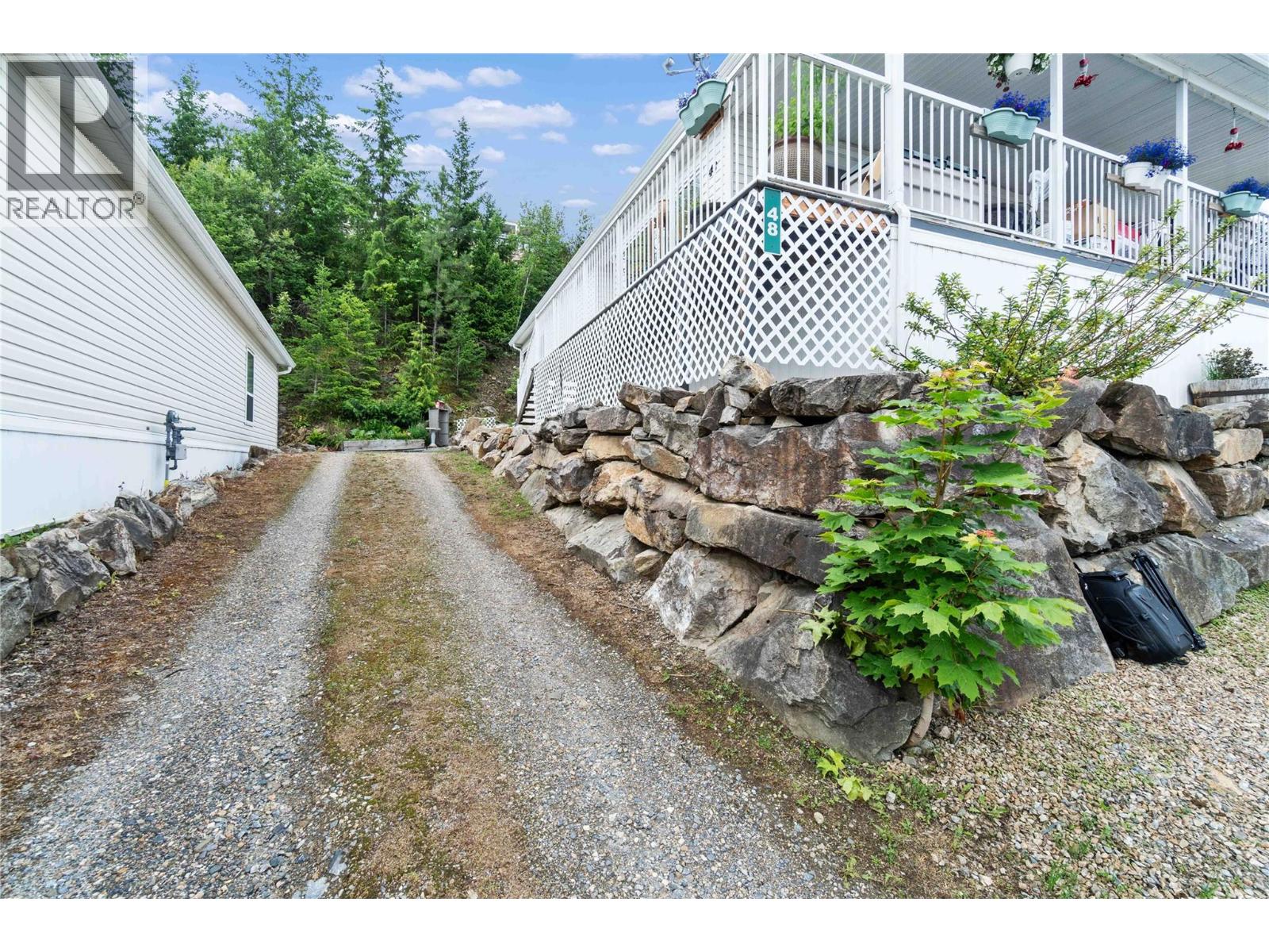 1885 Tappen Notch Hill Road Unit# 48, Tappen, British Columbia  V0E 2X0 - Photo 40 - 10377539