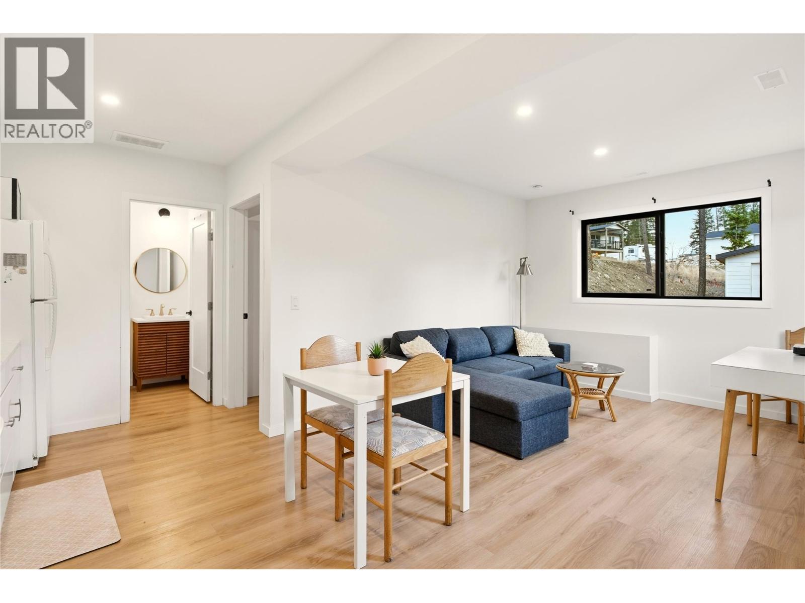 7111 Dunwaters Road, Kelowna, British Columbia  V1Z 3W6 - Photo 29 - 10376251