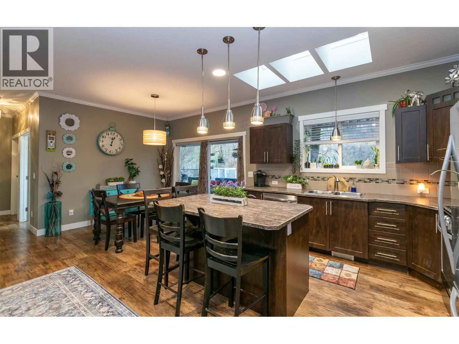 481 97b Highway Ne Unit# 16, Salmon Arm, British Columbia  V1E 1X5 - Photo 8 - 10374329