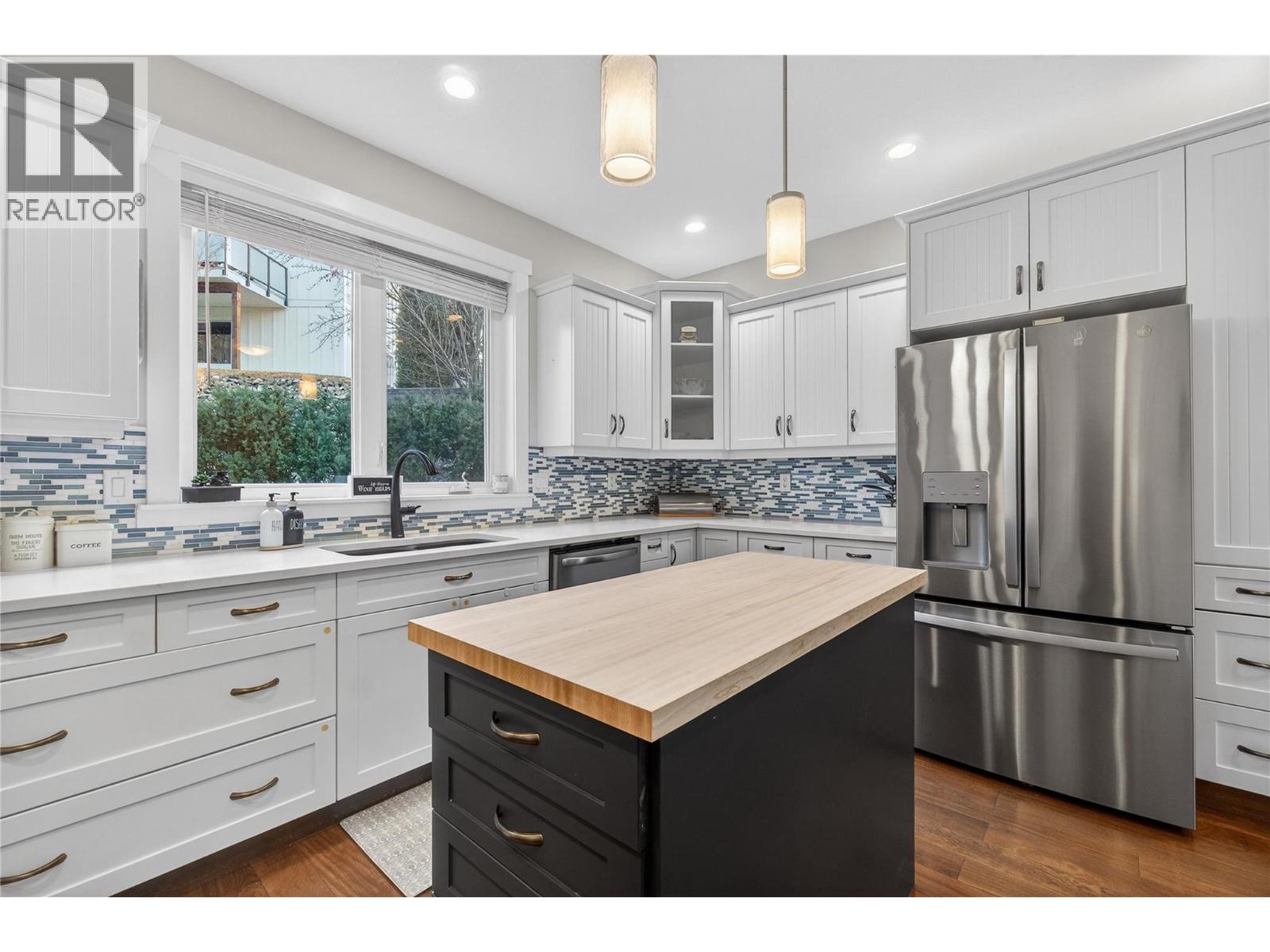 1270 7 Avenue Se, Salmon Arm, British Columbia  V1E 0A3 - Photo 22 - 10377515