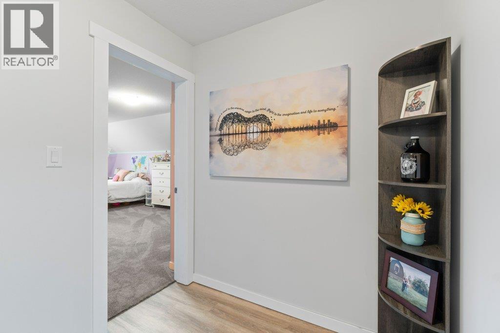 1270 7 Avenue Se, Salmon Arm, British Columbia  V1E 0A3 - Photo 63 - 10377515