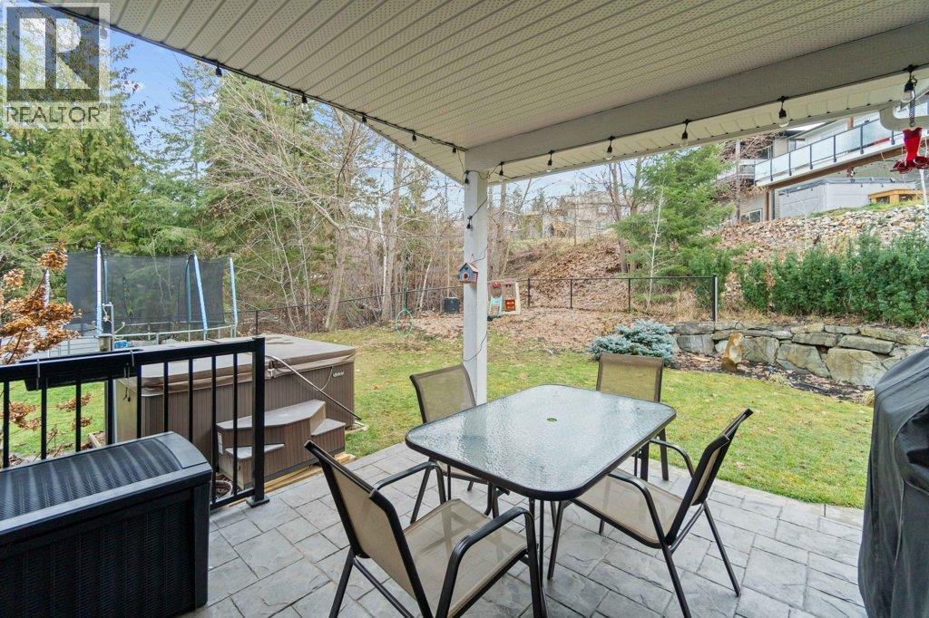 1270 7 Avenue Se, Salmon Arm, British Columbia  V1E 0A3 - Photo 91 - 10377515