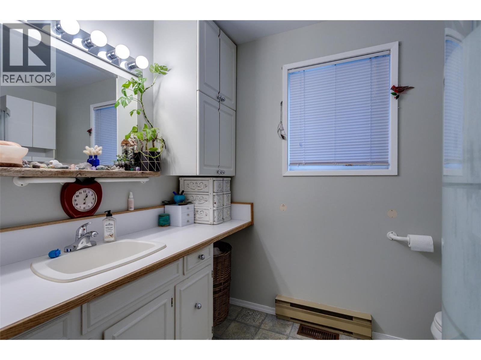 15130 Old Mission Road, Oyama, British Columbia  V4V 2A9 - Photo 18 - 10375736