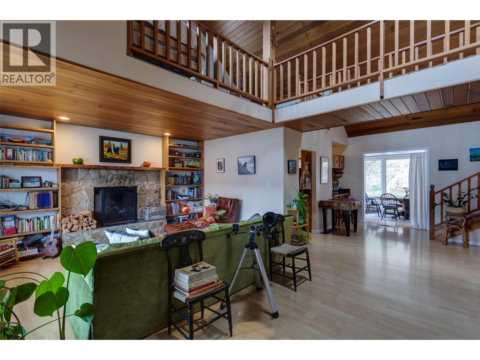 15130 Old Mission Road, Oyama, British Columbia  V4V 2A9 - Photo 9 - 10375736