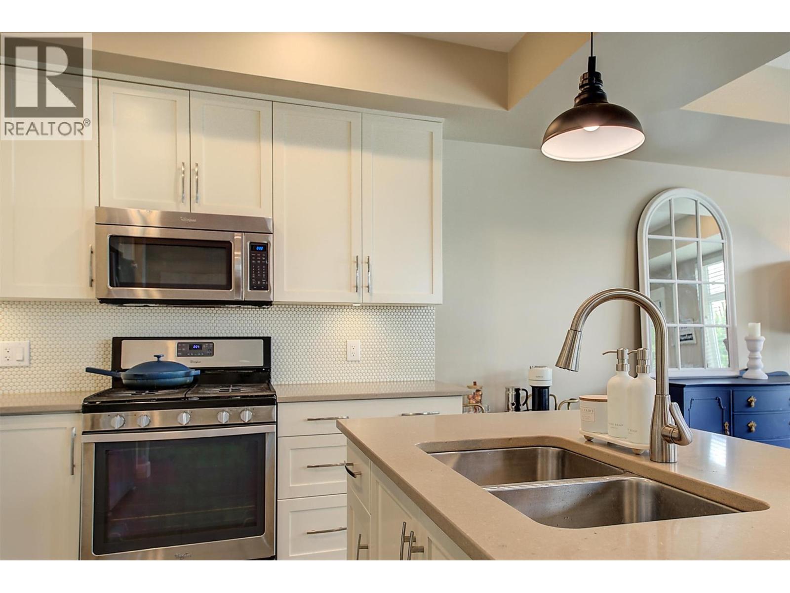 12850 Stillwater Court Unit# 11, Lake Country, British Columbia  V4V 2S9 - Photo 10 - 10377633