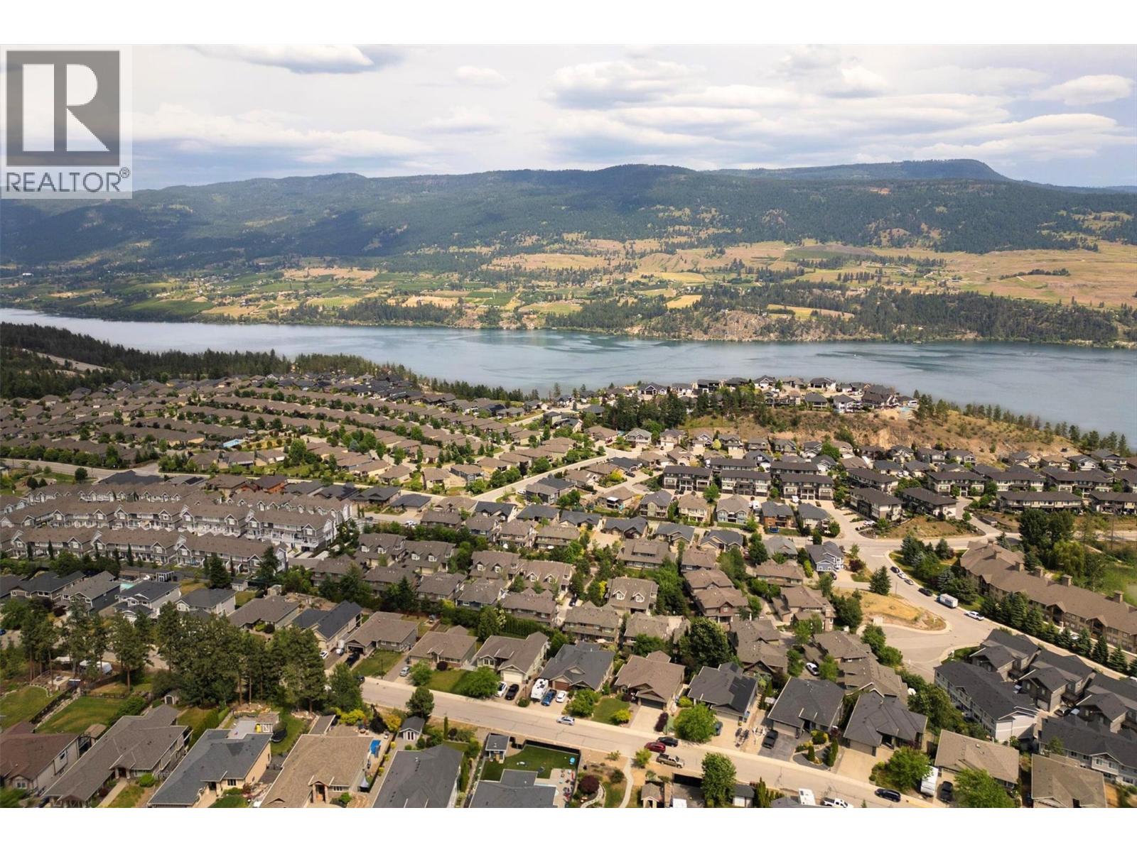 12850 Stillwater Court Unit# 11, Lake Country, British Columbia  V4V 2S9 - Photo 2 - 10377633