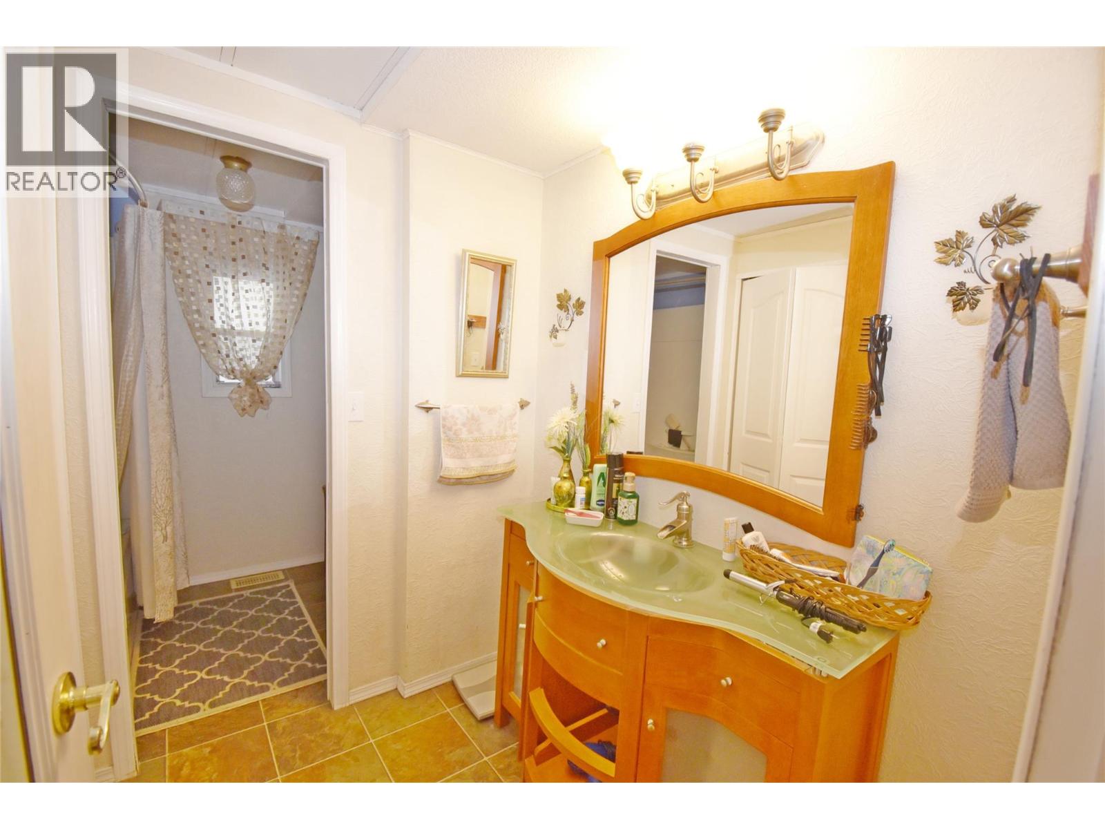 578 Guildford Court, Coldstream, British Columbia  V1B 2E3 - Photo 28 - 10377210